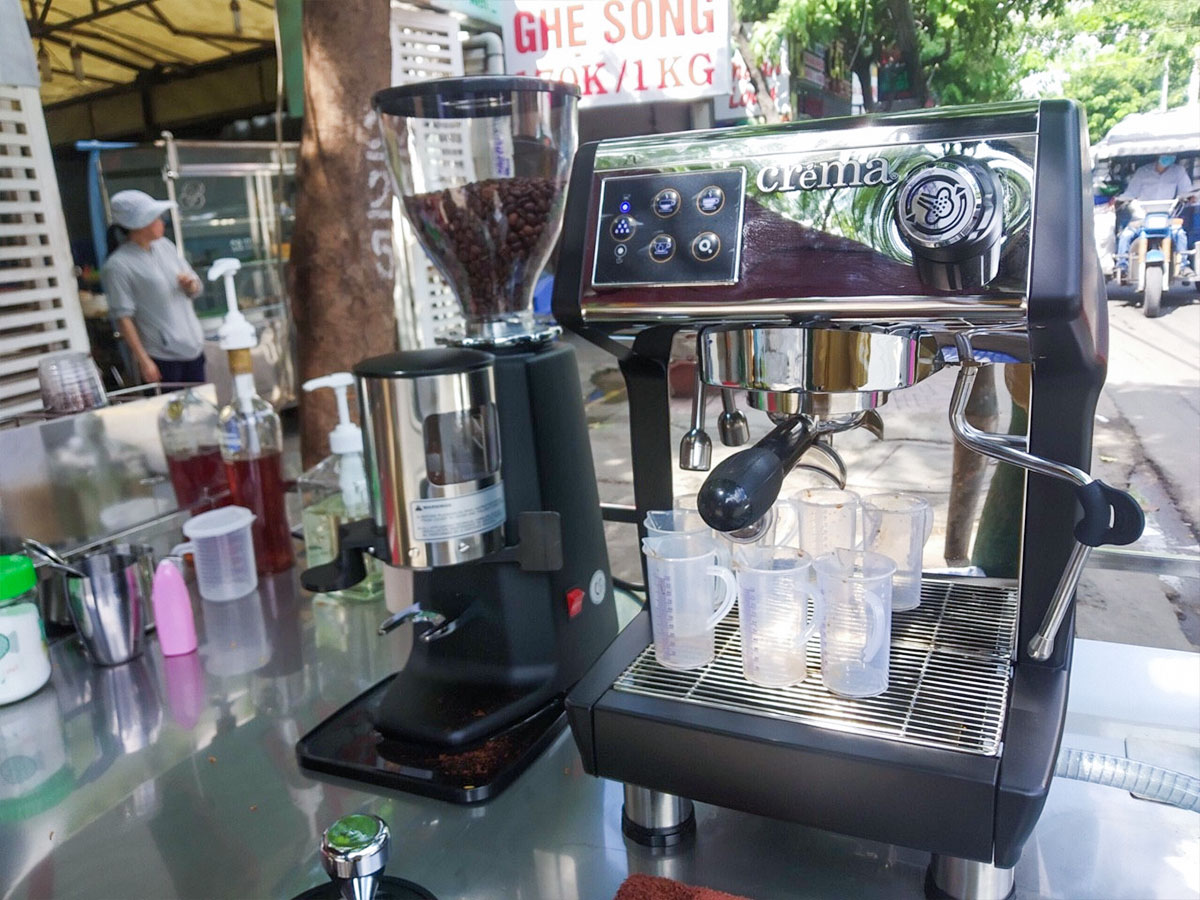 Xe Cafe TakeAway - Organic Coffee tại 673 Hương Lộ 2, Bình Tân